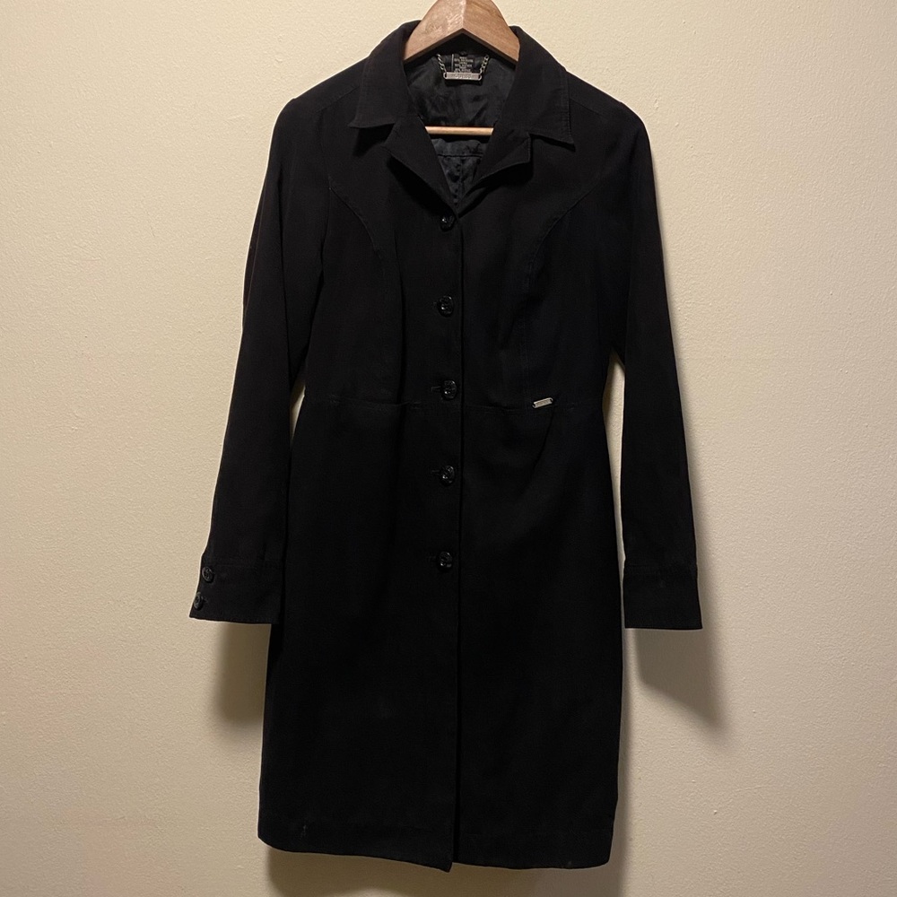 Guess, color black, size small
